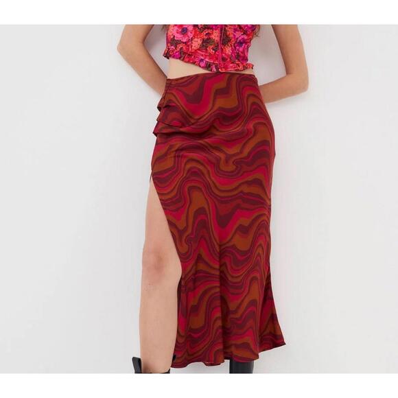 For Love And Lemons Eleanor Midi Skirt Satin Red Women’s Size M Vacation Resort - Picture 2 of 8